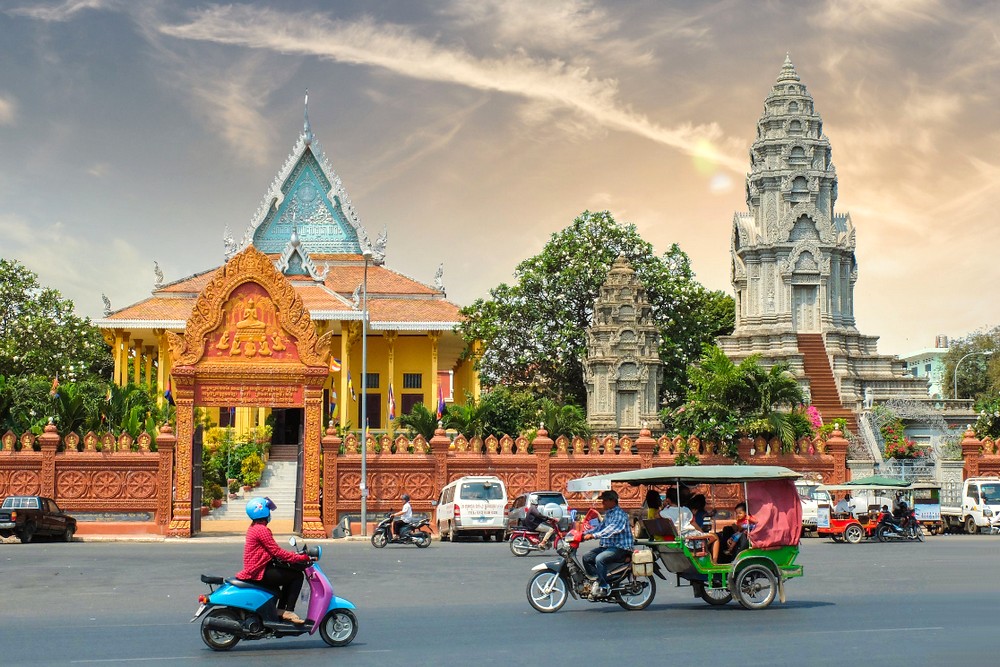 /files/files/Campuchia/Wat-Ounalom-Monastery.jpg